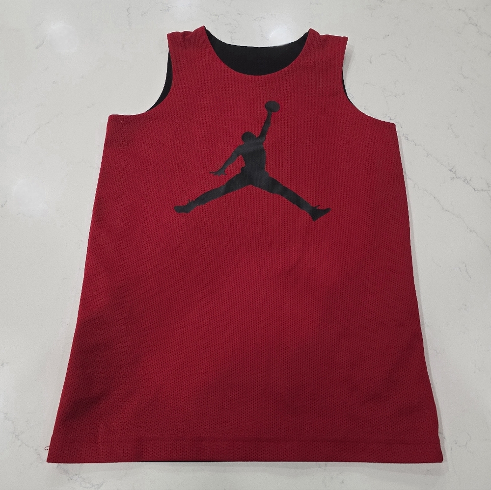 Boys' Jordan Dri-FIT Reversible Tank Size Small - Picture 2 of 9